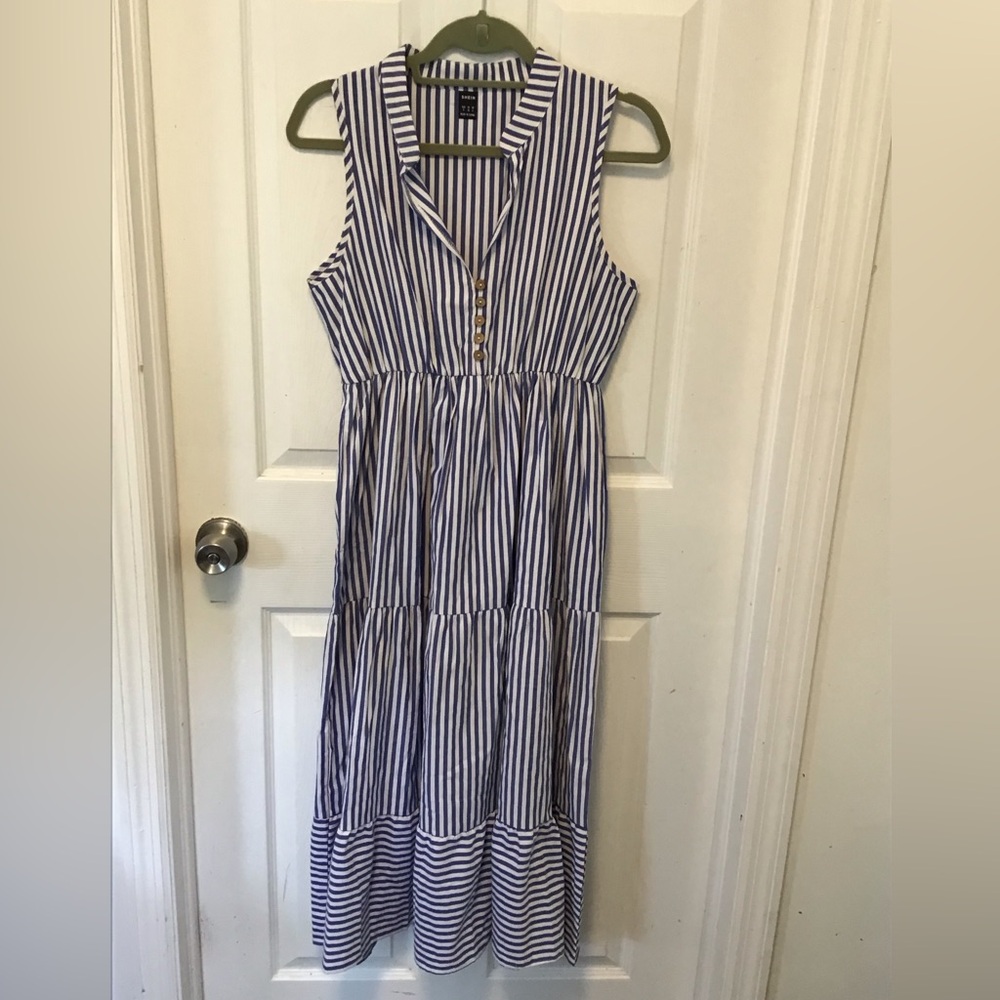COPY - SHEIN Striped A-line Dress. Small